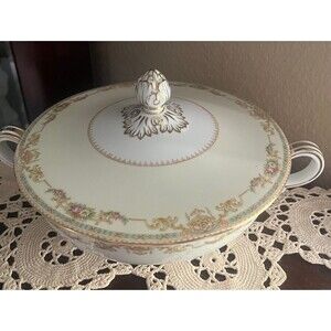 Noritake Messina Vegetable Serving Dish with Lid